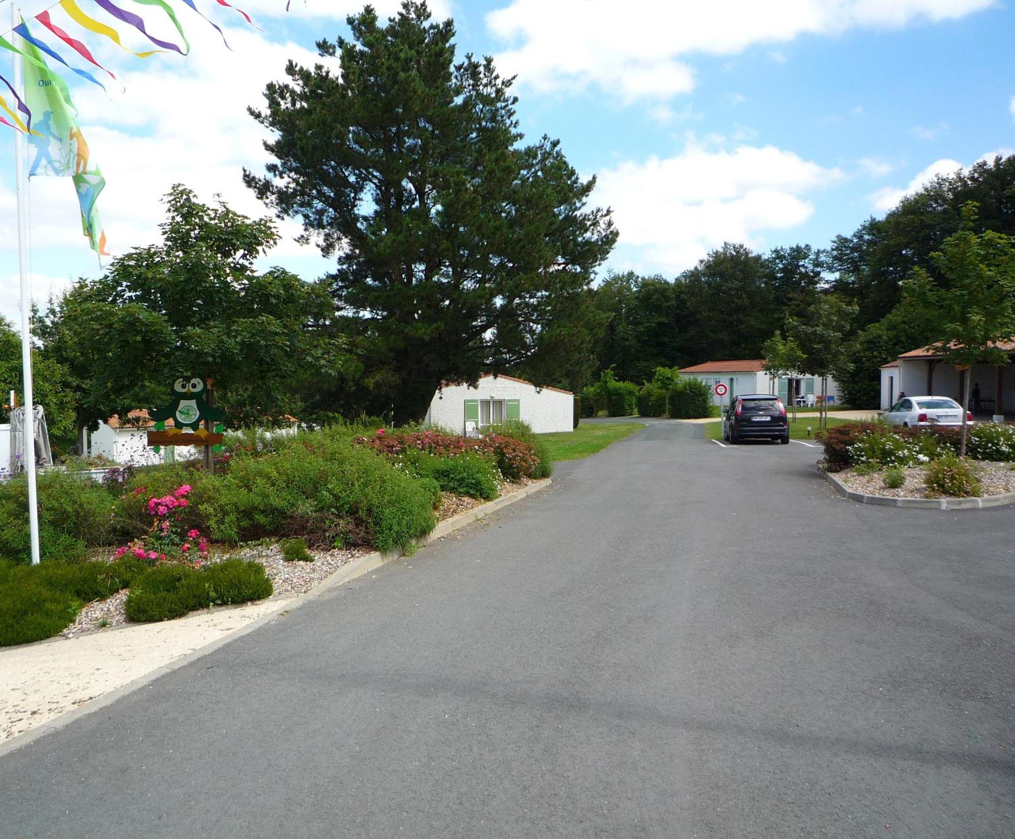 Village Vacances De Chantonnay Buitenkant foto